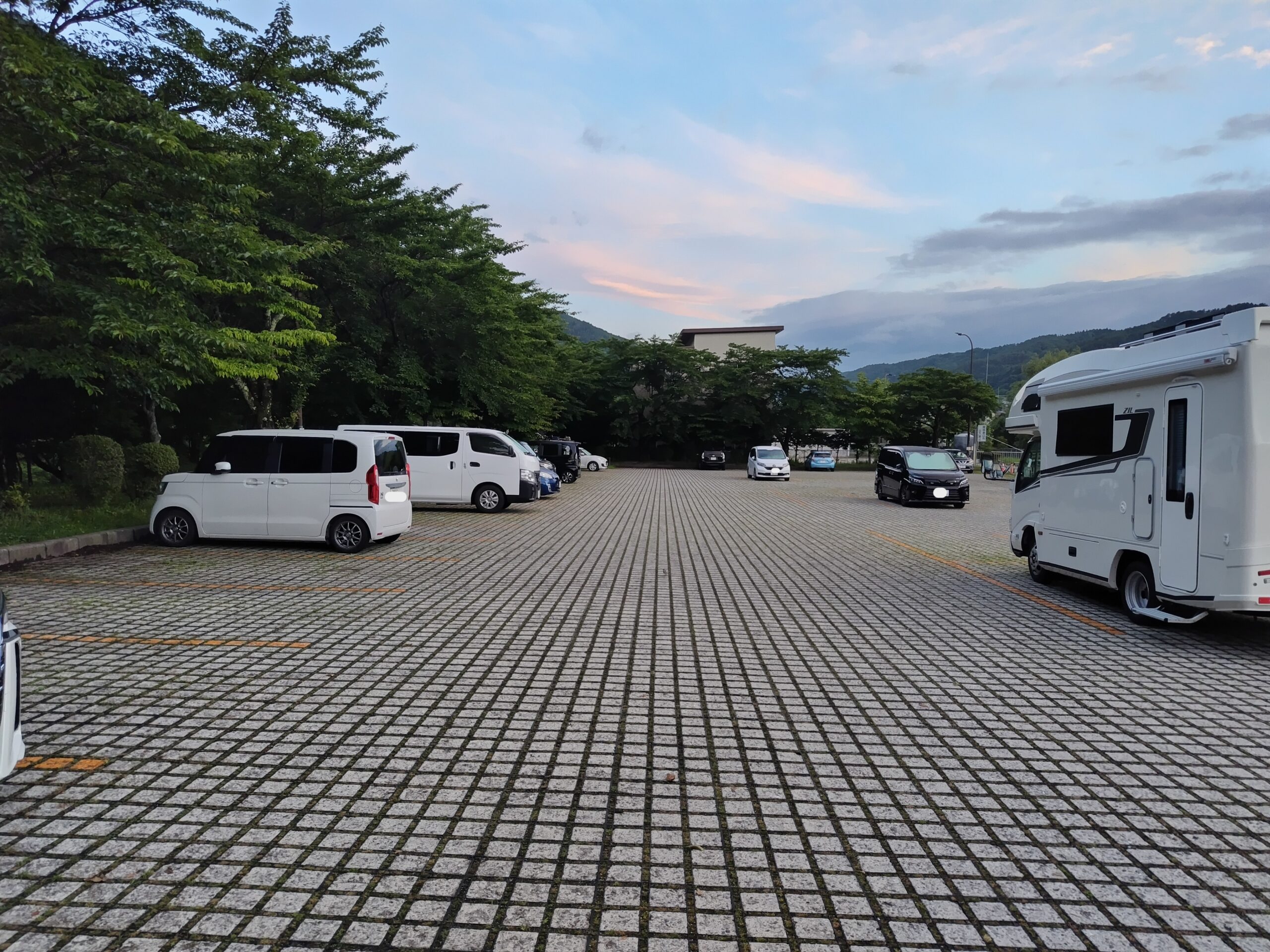 奥のP2駐車場の様子