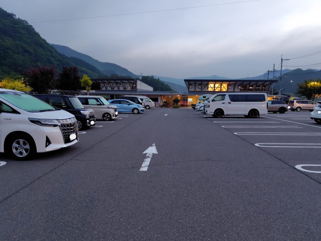 道の駅 尾瀬かたしなの第一駐車場