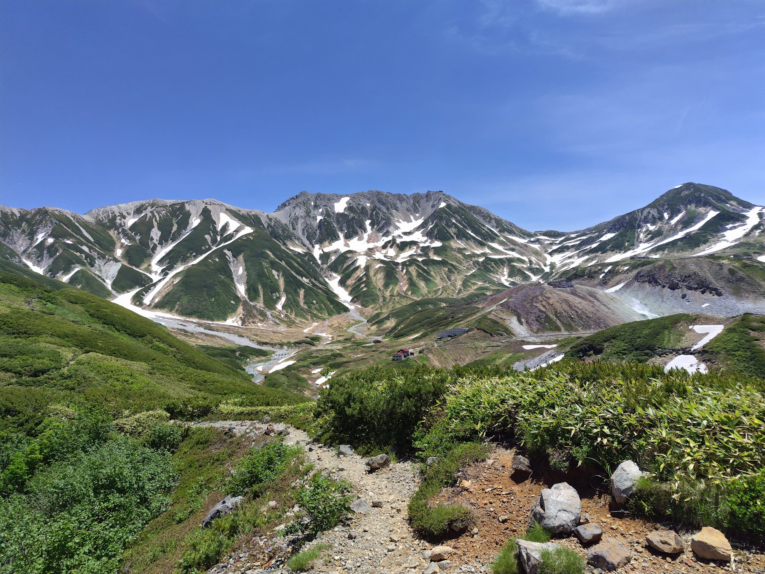 立山連峰(富山側のシンボル)