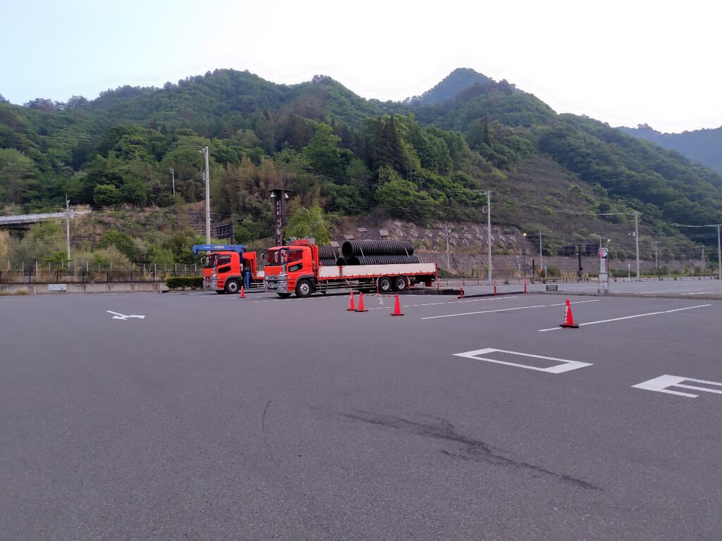 道の駅 八ッ場ふるさと館 大型車駐車場