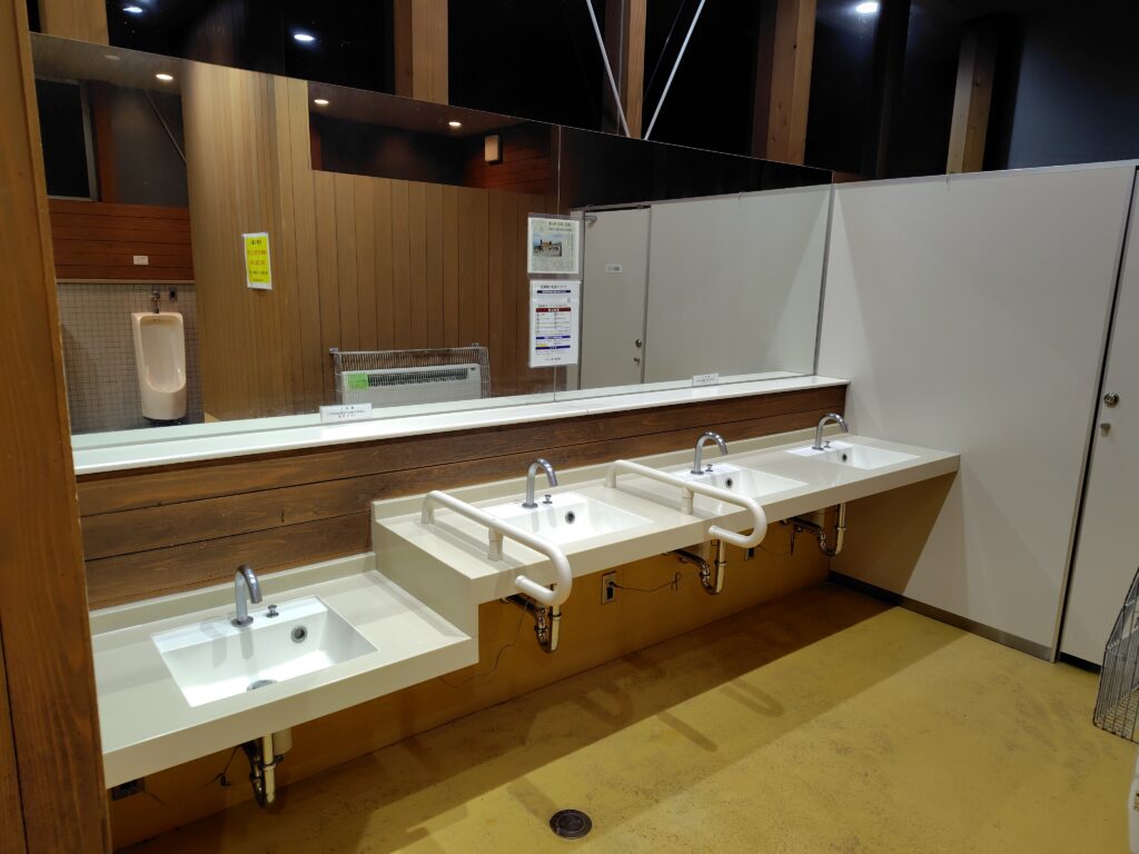 道の駅 美ヶ原高原のトイレ内