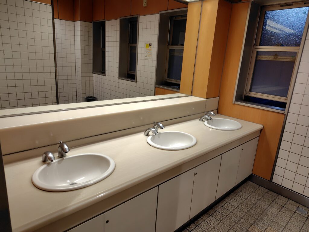 道の駅 信州新町のトイレの洗面台