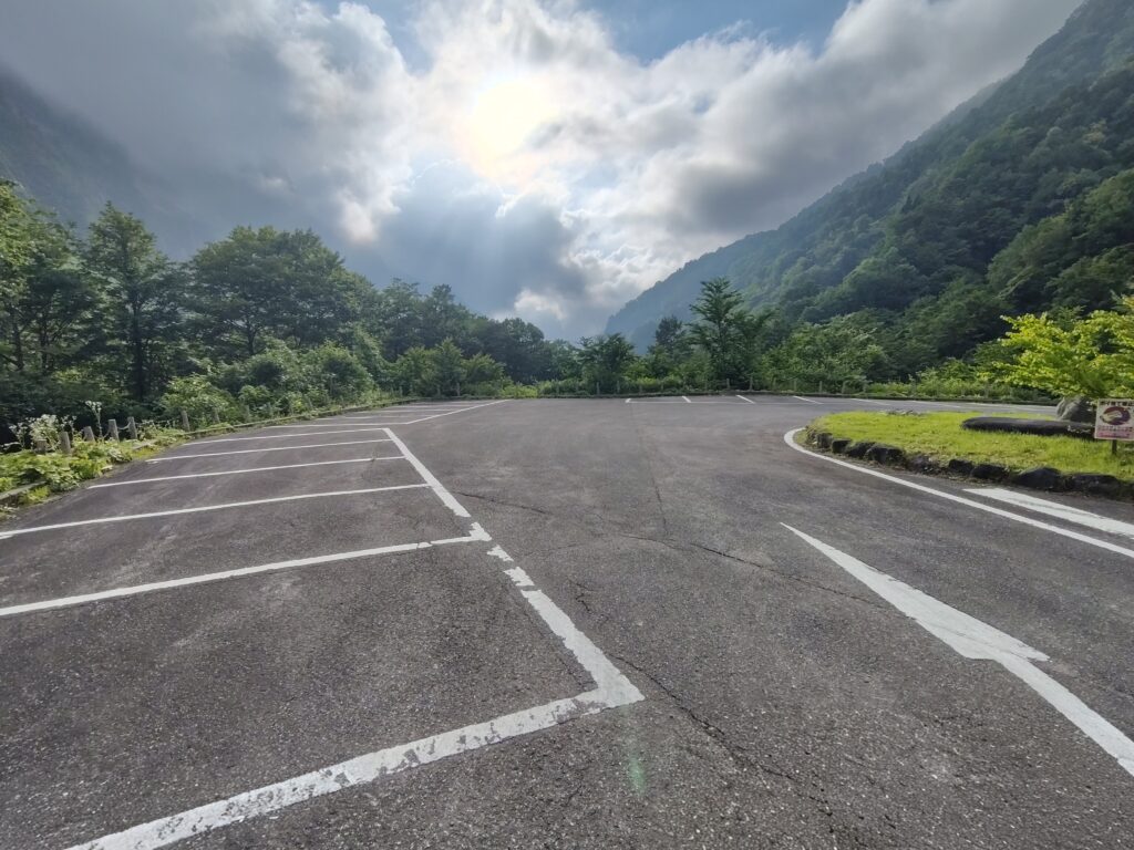 称名平 第三駐車場