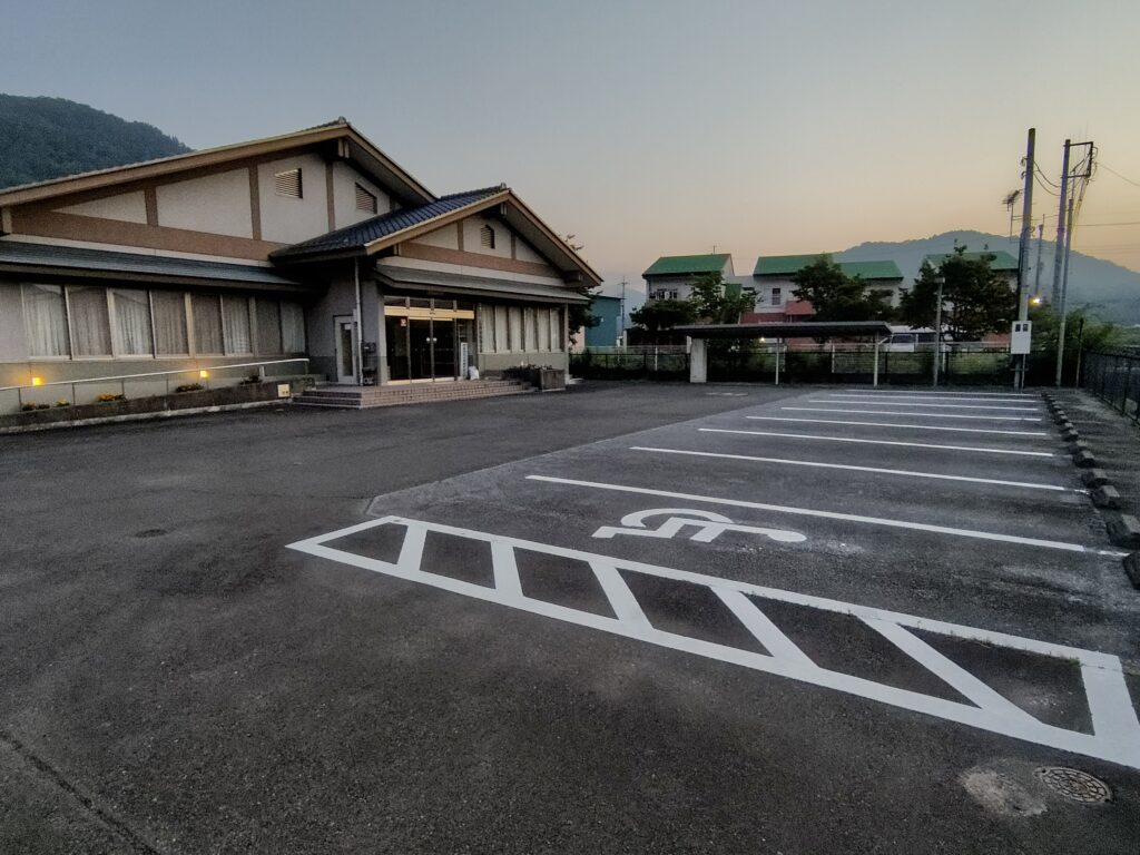 道の駅 にしじま和紙の里かみすきパークの第二駐車場（傾斜なし）