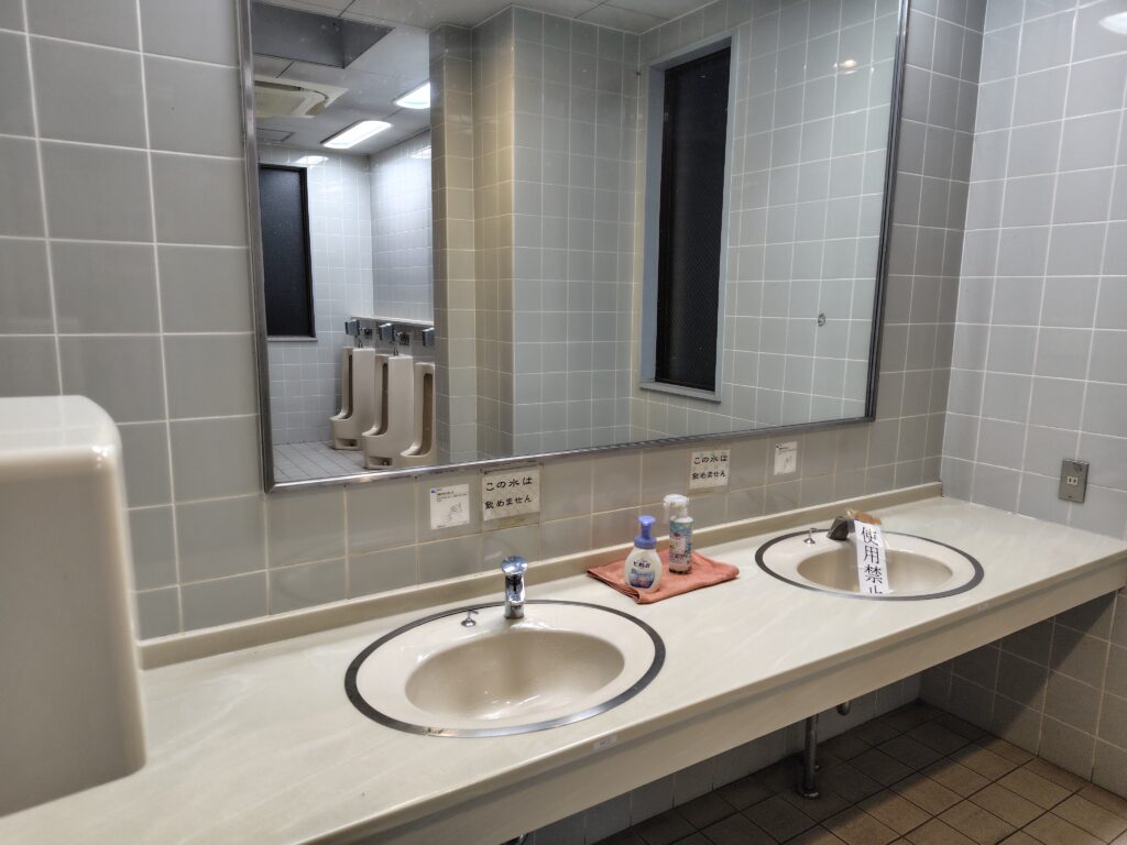道の駅 やたて峠のトイレ内部