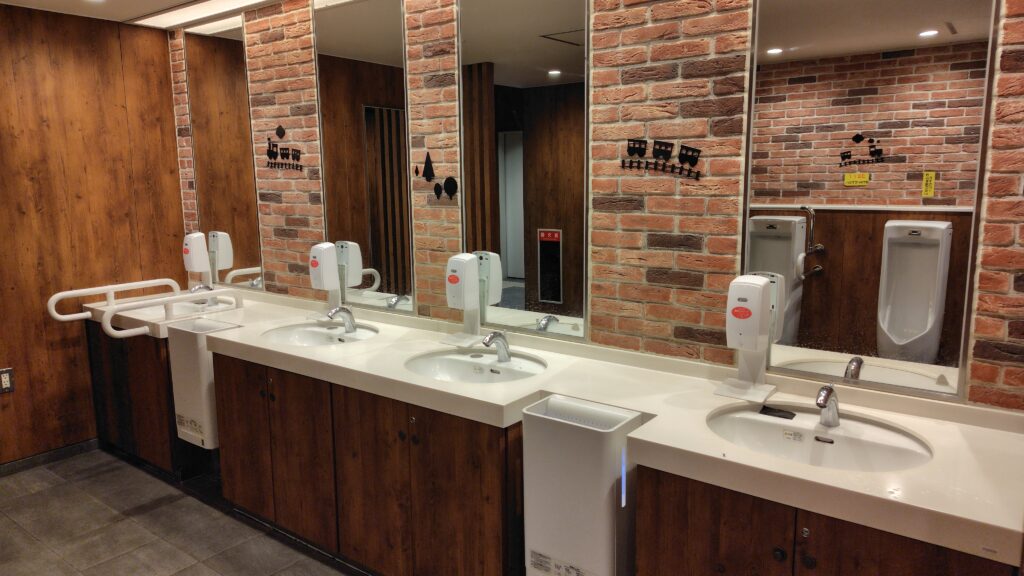 道の駅 あびら D51ステーションのトイレ内(ウォッシュレット対応)