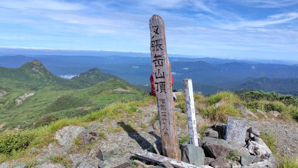 夕張岳の山頂