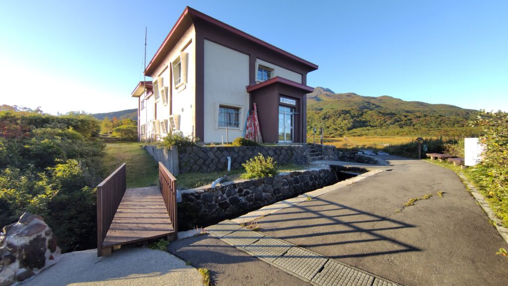 登山口にある祓川ヒュッテ
