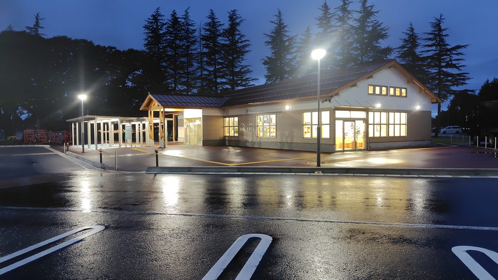 道の駅 新庄エコロジーガーデン 原蚕の杜のトイレ棟の外観