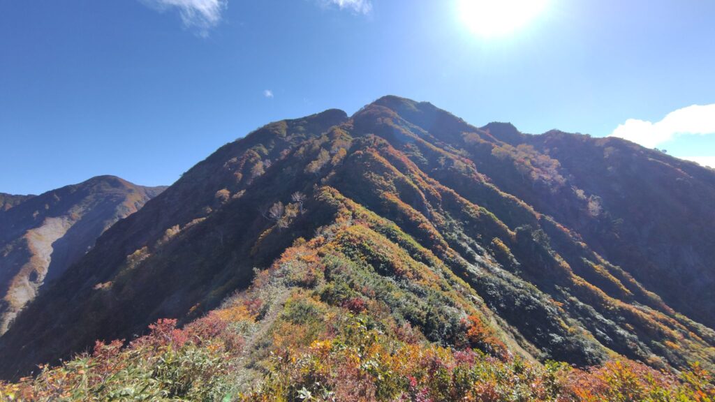 出雲先から見た御月山方面